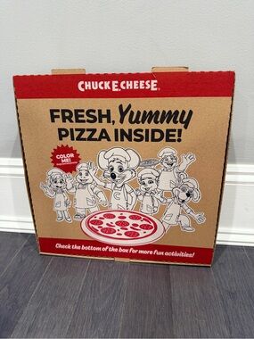 NWOT Chuck E. Cheese Kids' Pizza Box – Red & Brown Kraft Design with Games